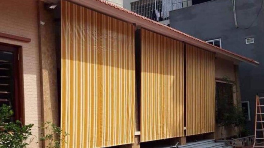 Bạt che nắng mưa tự cuốn giá bao nhiêu | Mái hiên giá rẻ