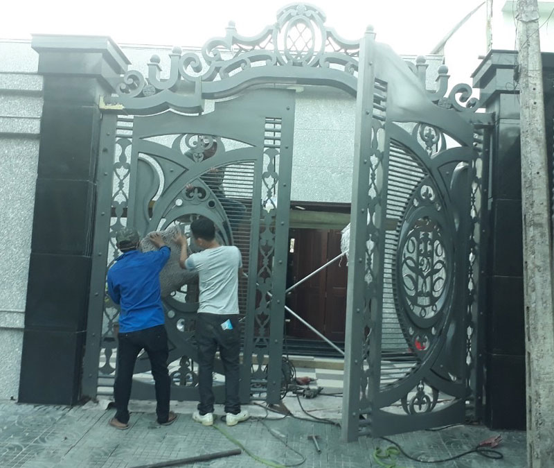 Top 40 mẫu cửa cổng sắt CNC mỹ thuật đẹp mới nhất hiện nay