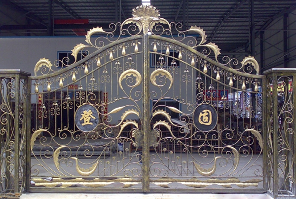 Top 40 mẫu cửa cổng sắt CNC mỹ thuật đẹp mới nhất hiện nay