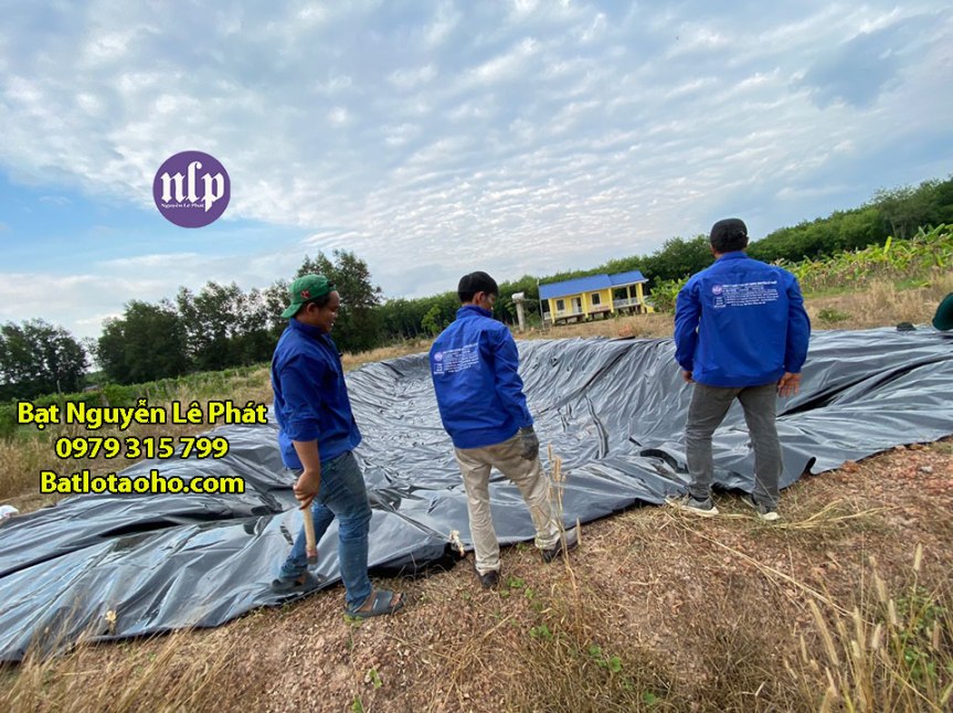 Giá bạt HDPE 0.5 mm giá bao nhiêu?